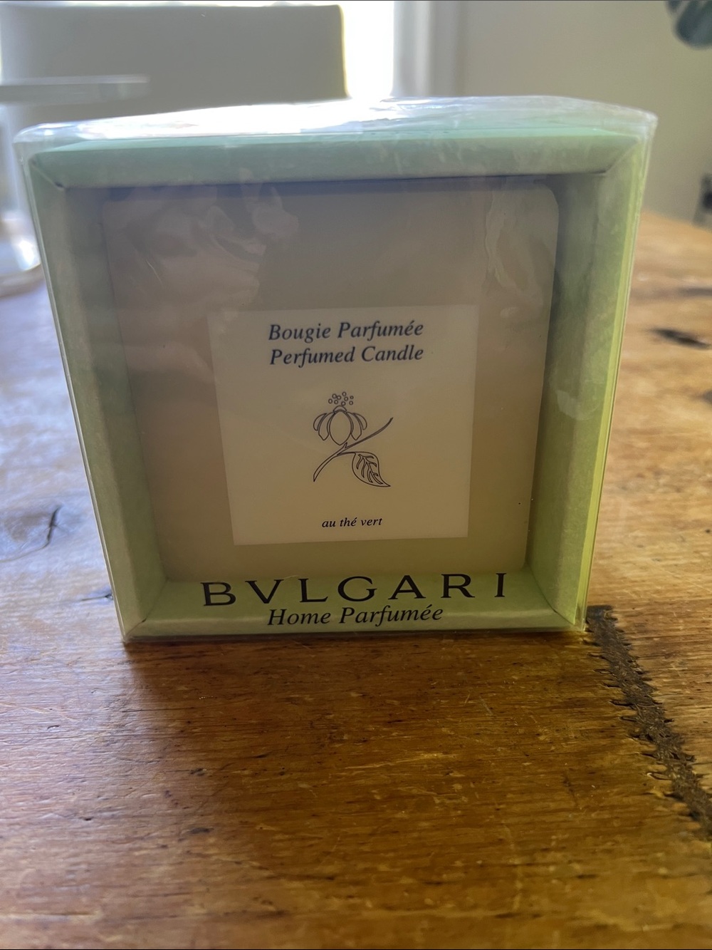 BVLGARI Home Perfumed Candle au thé vert (Green Tea).Sold Out Limited Edition